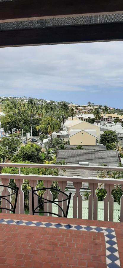 Les Anones Appartement Saint-Gilles-les-Bains Buitenkant foto