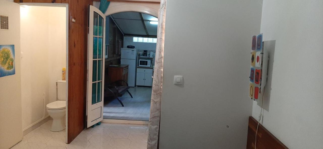 Les Anones Appartement Saint-Gilles-les-Bains Buitenkant foto
