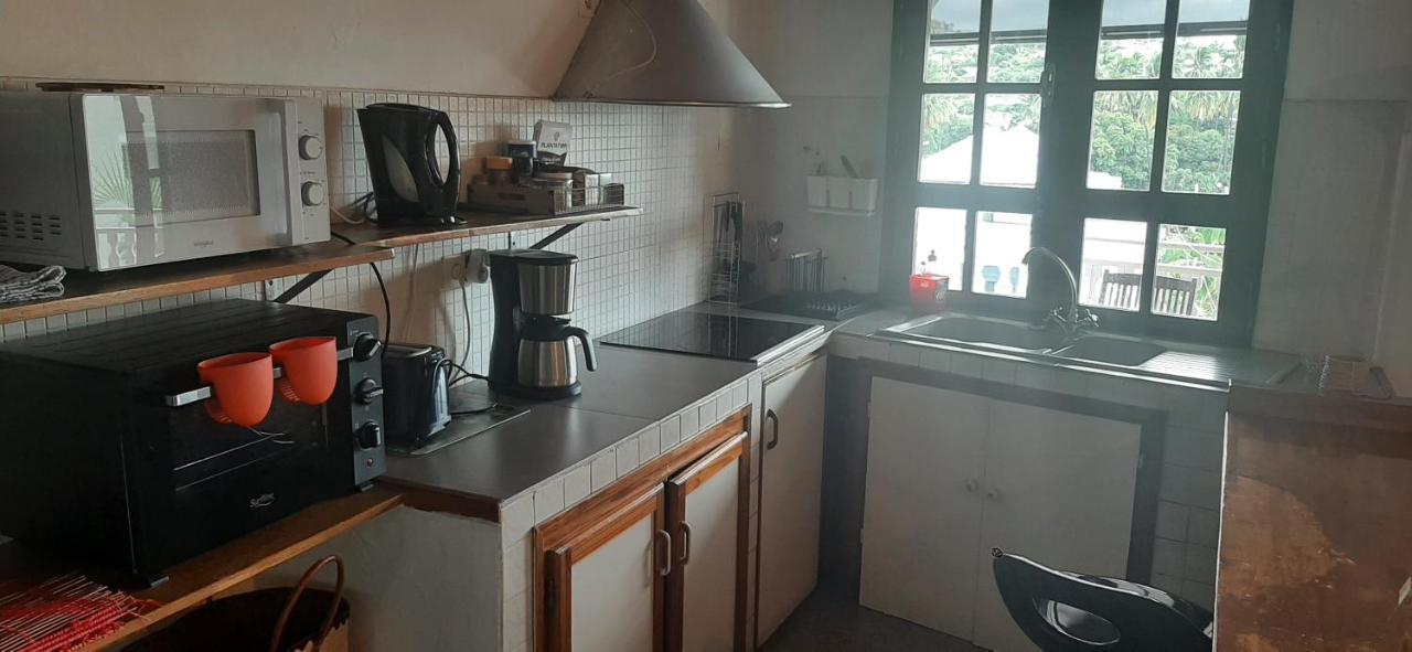 Les Anones Appartement Saint-Gilles-les-Bains Buitenkant foto