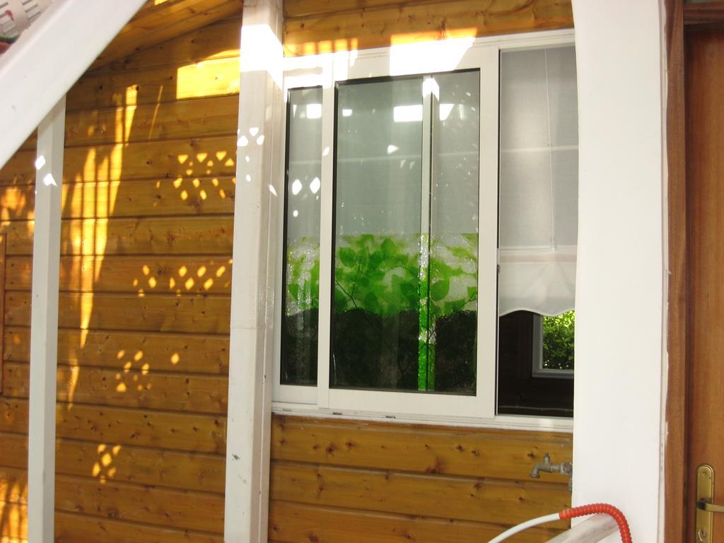 Les Anones Appartement Saint-Gilles-les-Bains Buitenkant foto